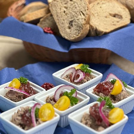 Wellness Penzion Harmonie Rohanov Прахатице Екстериор снимка