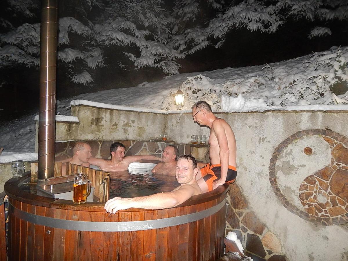 Wellness Penzion Harmonie Rohanov Прахатице Екстериор снимка